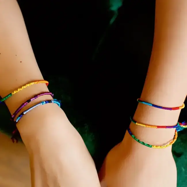 Friendship Bracelet - Round Silk