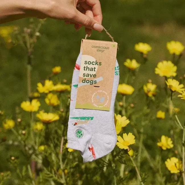 Conscious Step Ankle Socks That Save Dogs - Surfing Pups