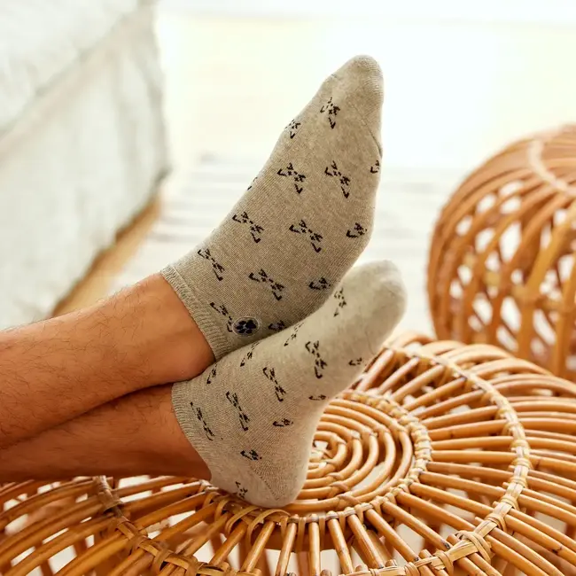 Conscious Step Ankle Socks That Save Cats - Gray