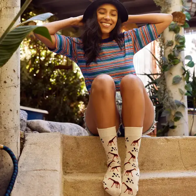 Conscious Step Crew Socks That Protect Giraffes