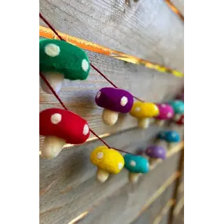 Nepal Garland - Felt Mushrooms (84")