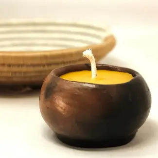 Rwanda Candle - Clay Pinch Pot