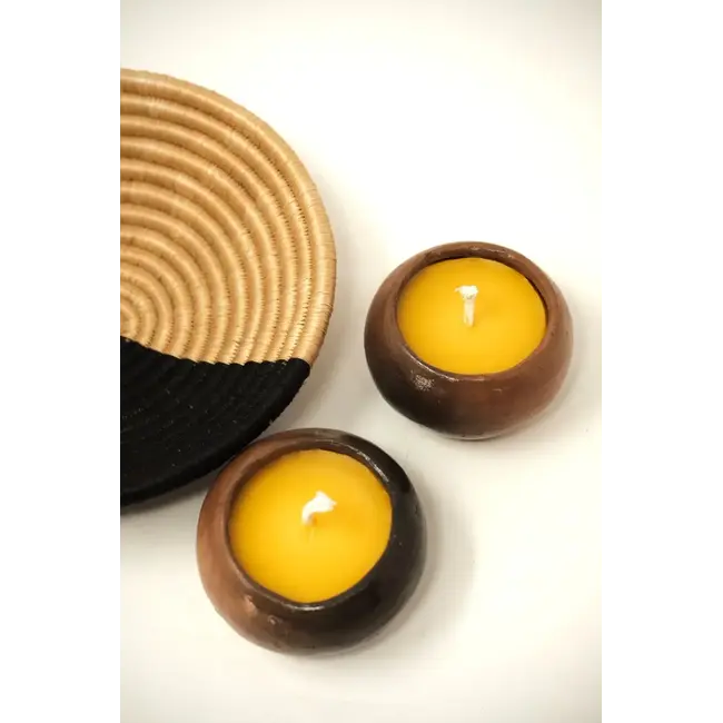 Candle - Clay Pinch Pot