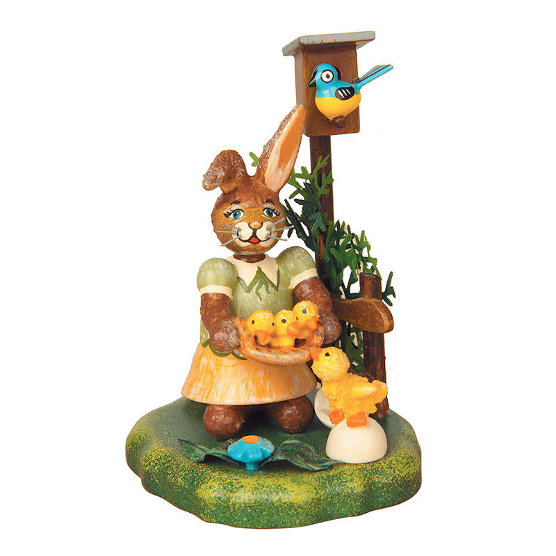 Hubrig 301h0006 Easter Country-Liesel with Chicks 9cm