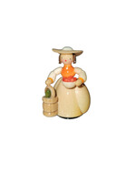 Kramer Holz Design 030/02 Miniature Lady with Vegetables