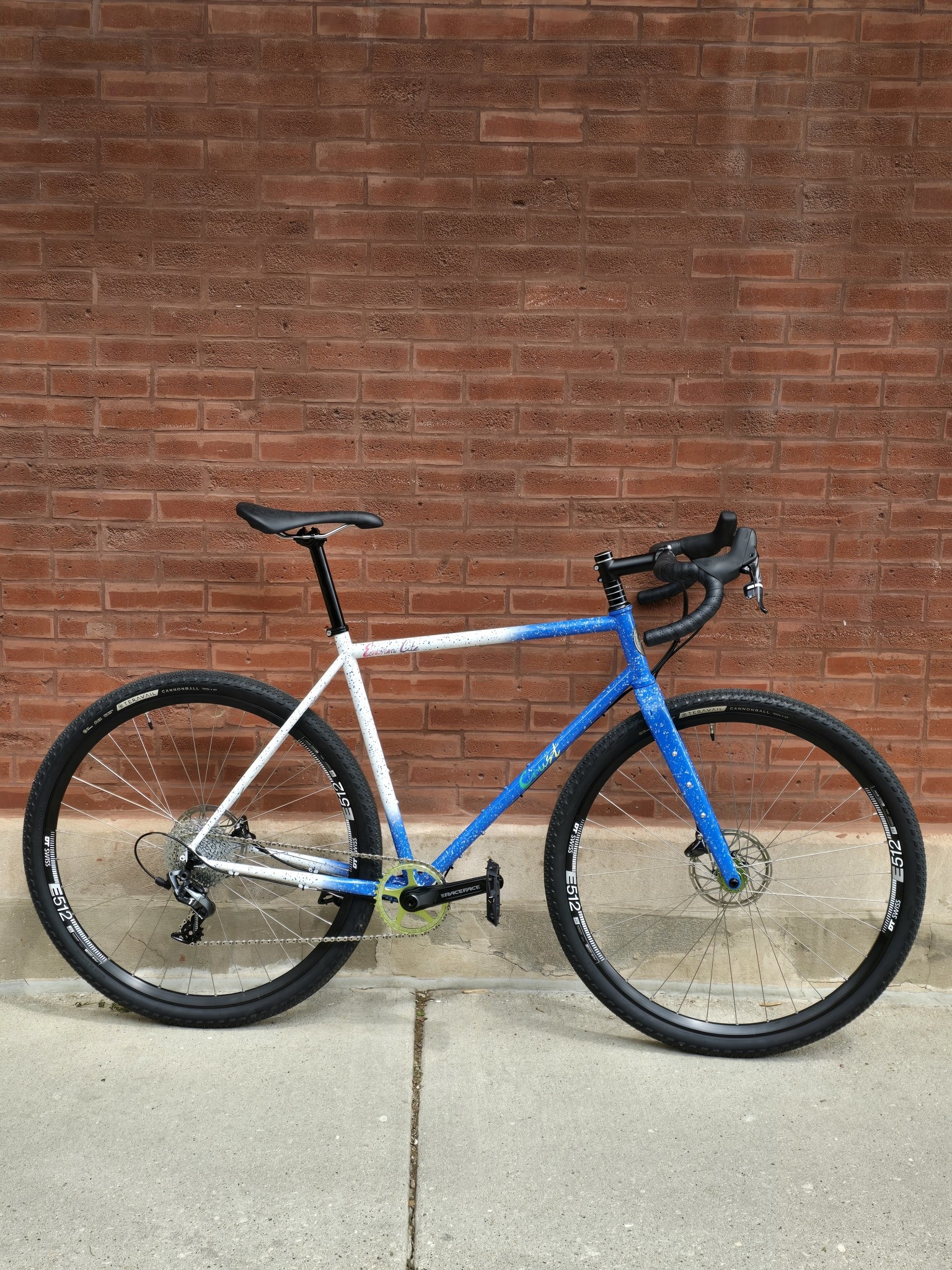 CRUST BIKES* evasion lite frame (blue & white splatter fade