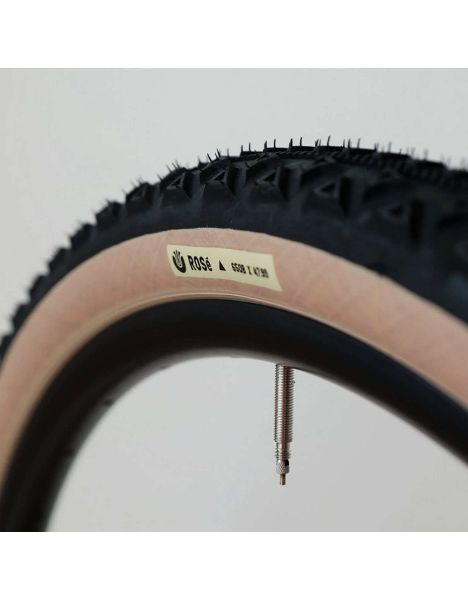 Ultradynamico Rose Tire