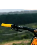 Wolf Tooth Components Wolf Tooth Echo Lock On Grips COLORED RUBBER