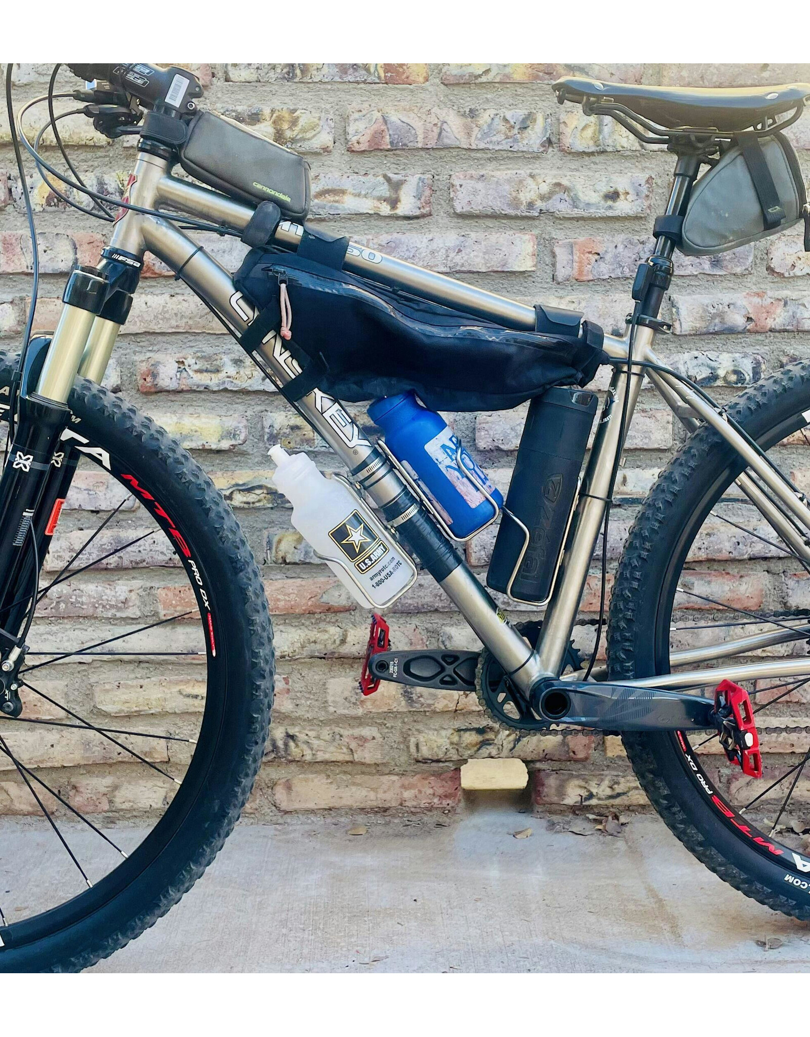 King Cage King Cage Lowering Bottle Cage for Small Frames, - Flat Top - Stainless Steel (formerly known as dropper cage)