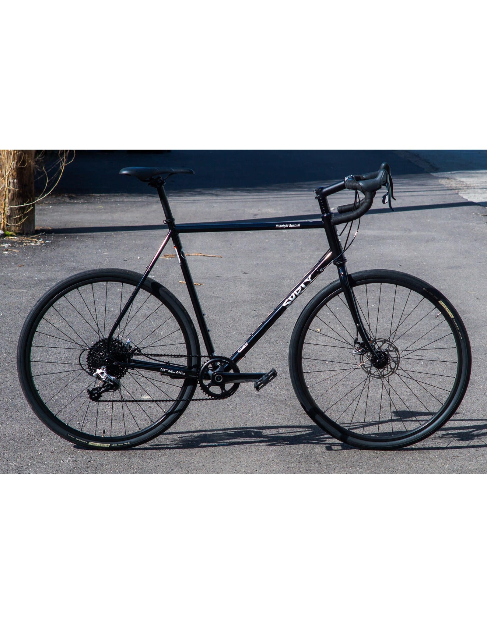 Surly Surly Midnight Special Black Sram Rival  60 - 700c wheels