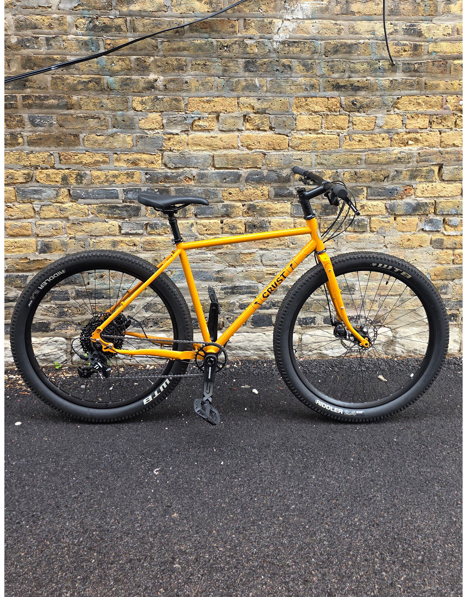 Crust Evasion 54cm Shop Build Flat Bar 1x11 650b Yellow Splatter