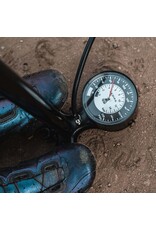 Lezyne Lezyne Classic Floor Pump: Black