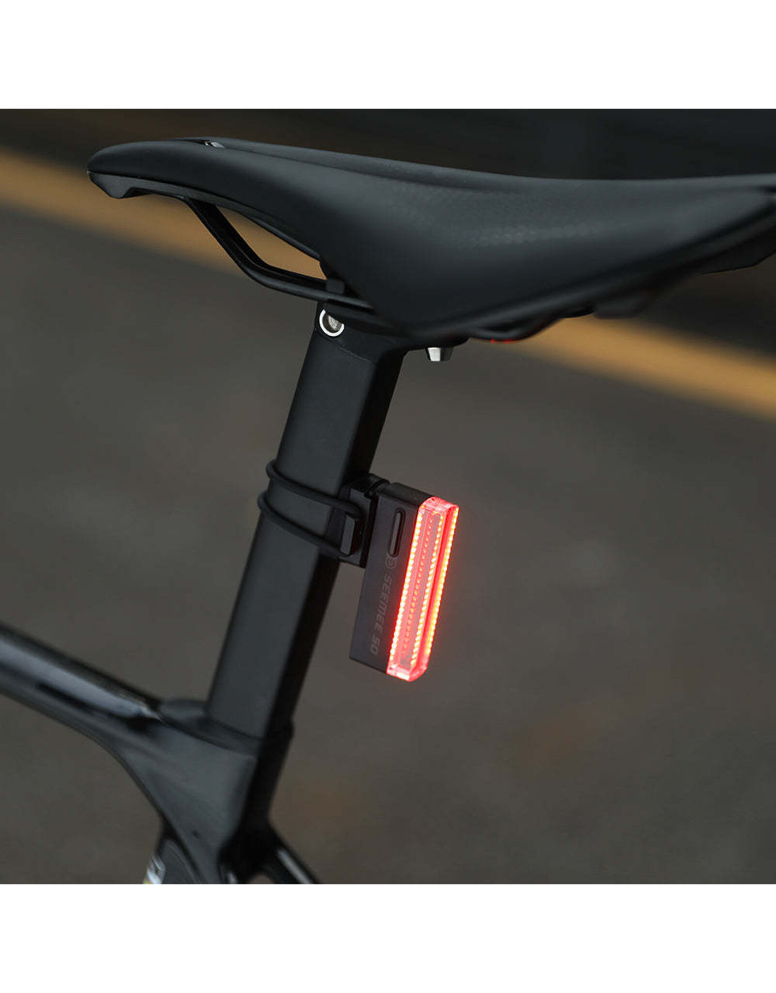 Magicshine Magicshine SEEMEE 50 PRO Multipl Magnetic Mounting 50 lumens,30.5 hours