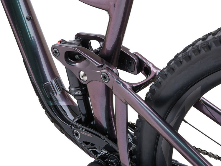 LIV INTRIGUE 29 2 | DARK IRIDESCENT