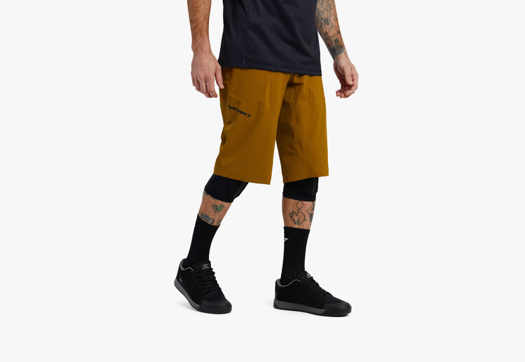 RACEFACE MEN'S INDY SHORTS | CLAY