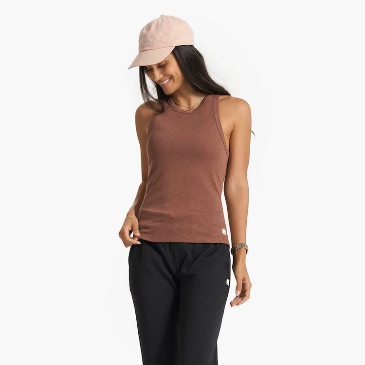 VUORI WOMEN'S SUNRISE HIGH NECK TANK | HAZELNUT