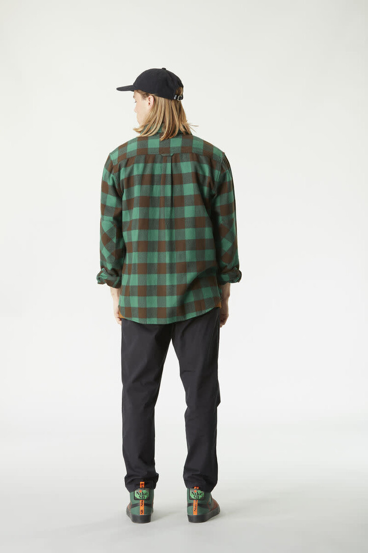 PICTURE ORGANIC MEN'S HILLSBORO SHIRT | BAYBERRY DARK CHOCOLATE