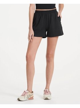 VUORI WOMEN'S BOYFRIEND SHORT | BLACK HTHR