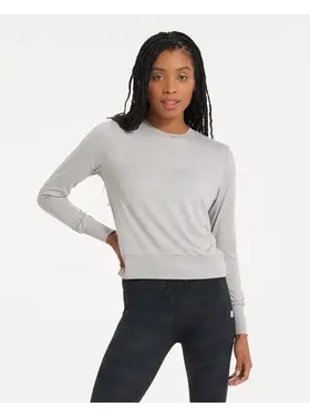 VUORI WOMEN'S DAYDREAM CREW | LIGHT HTHR GREY