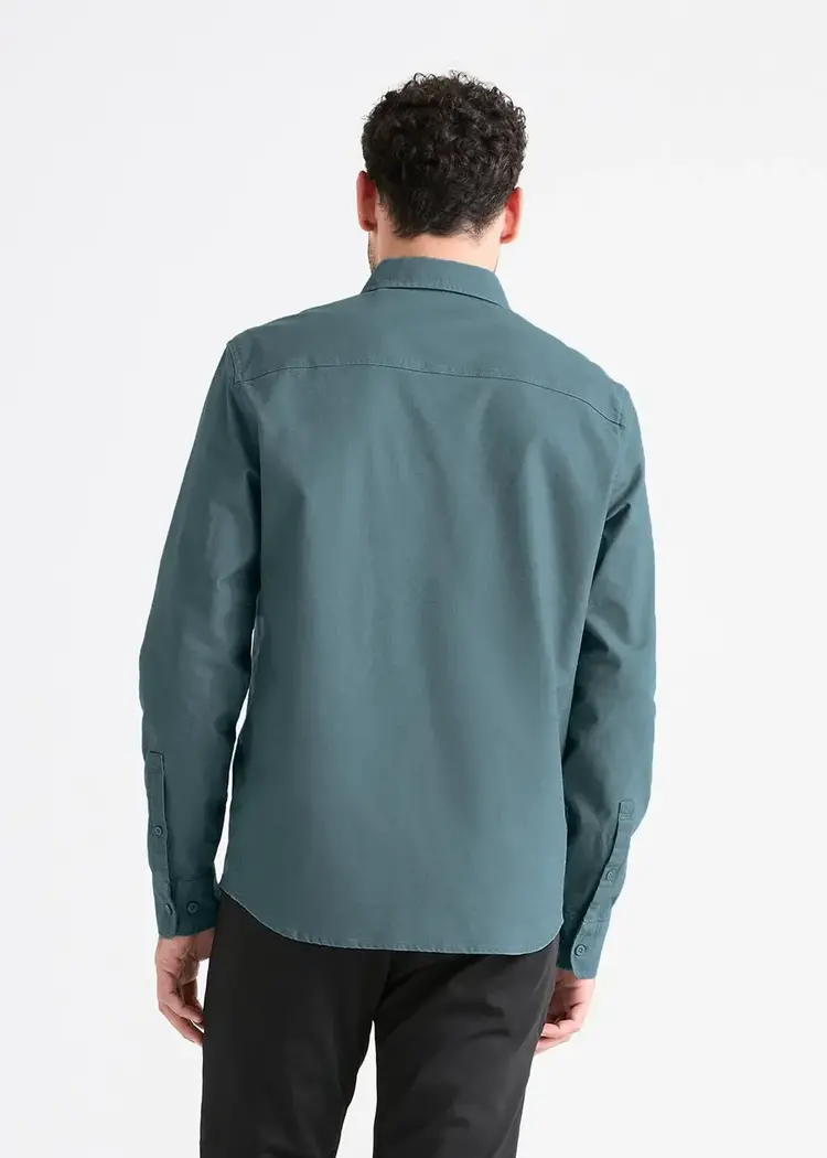 DUER MEN'S PERFORMANCE STRETCH BUTTON DOWN | SMOKE BLUE