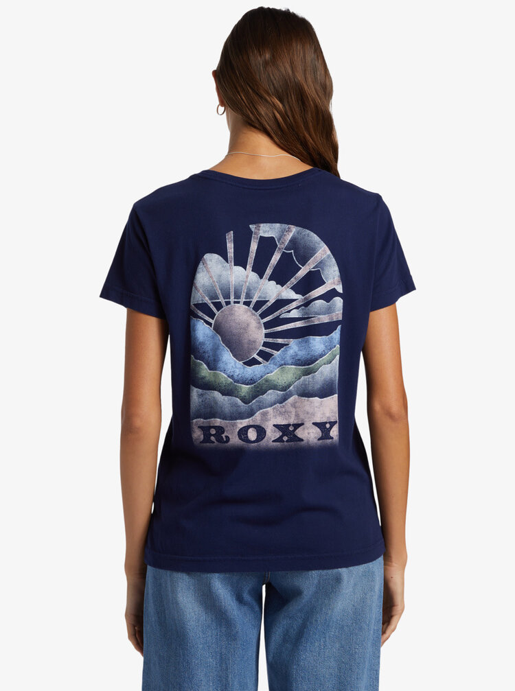 ROXY WOMEN'S GET LOST IN THE MOMENT BOYFRIEND T-SHIRT | NAVAL ACADEMY