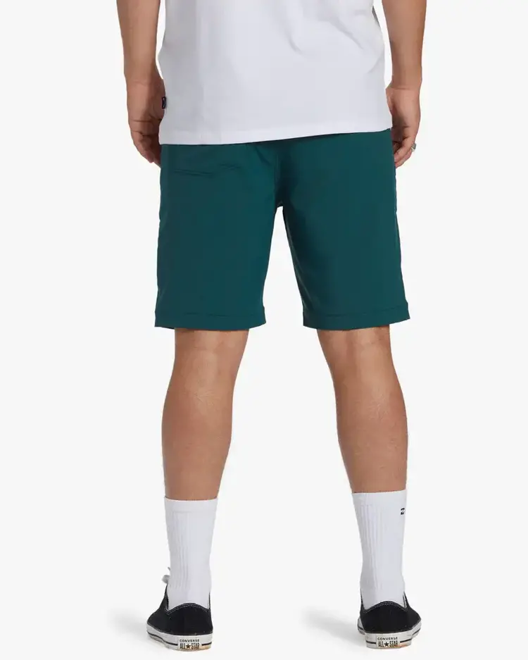 BILLABONG MEN'S A/DIV SURFTREK JOURNEY SHORTS | DEEP TEAL