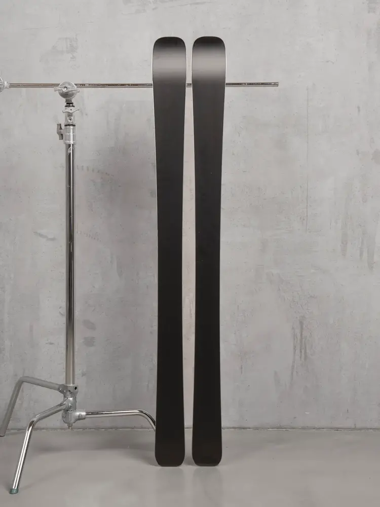 ARMADA DECLIVITY JR SKIS 2024