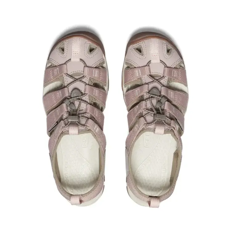 KEEN WOMEN'S CLEARWATER CNX | TIMBERWOLF/FAWN