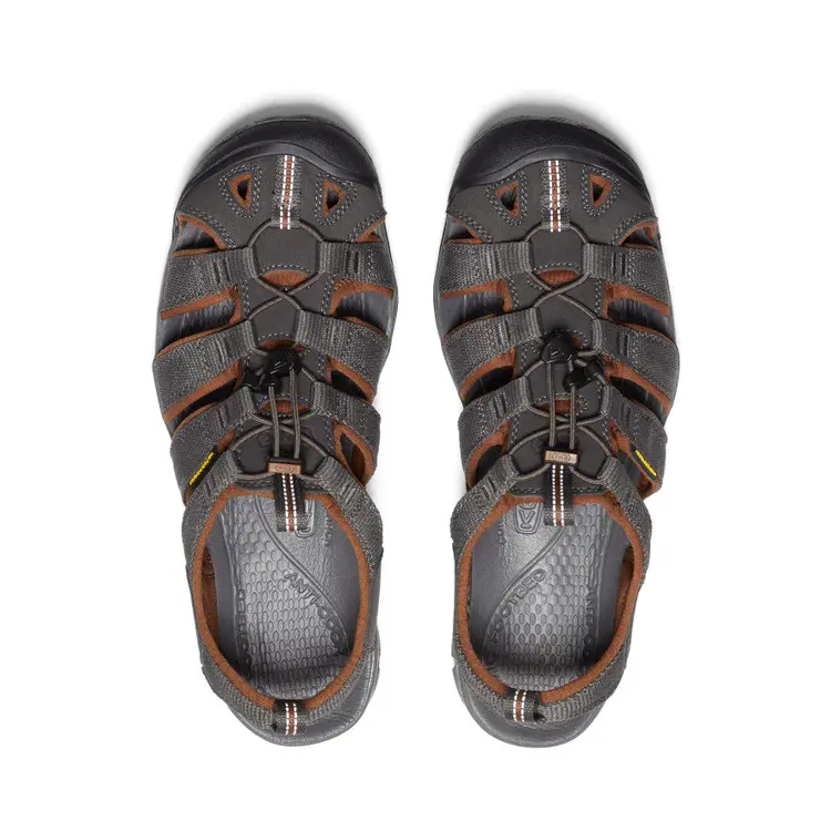 KEEN MEN'S CLEARWATER CNX | RAVEN/TORTOISE SHELL