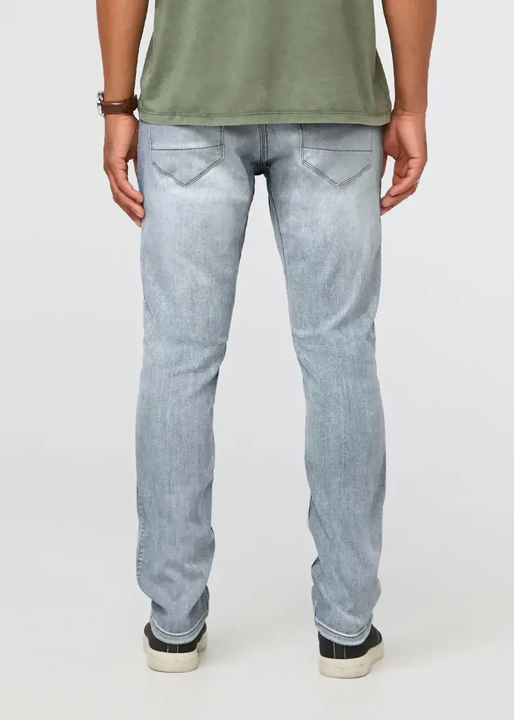 DUER MEN'S PERFORMANCE DENIM RELAXED TAPER | OCEAN