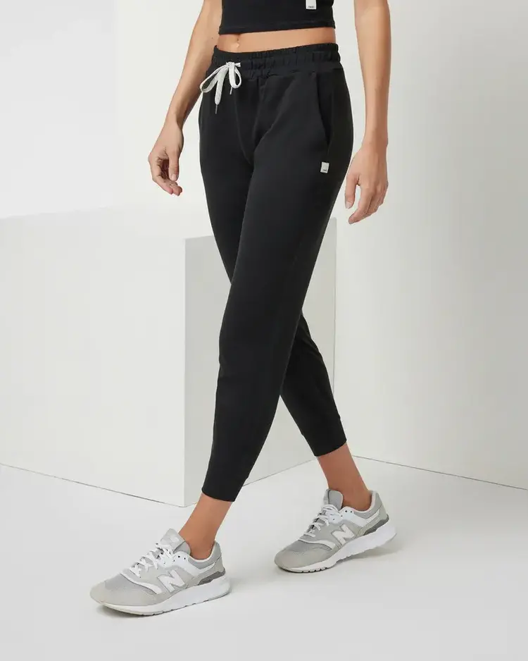 VUORI WOMEN'S PERFORMANCE JOGGER | BLACK HTHR