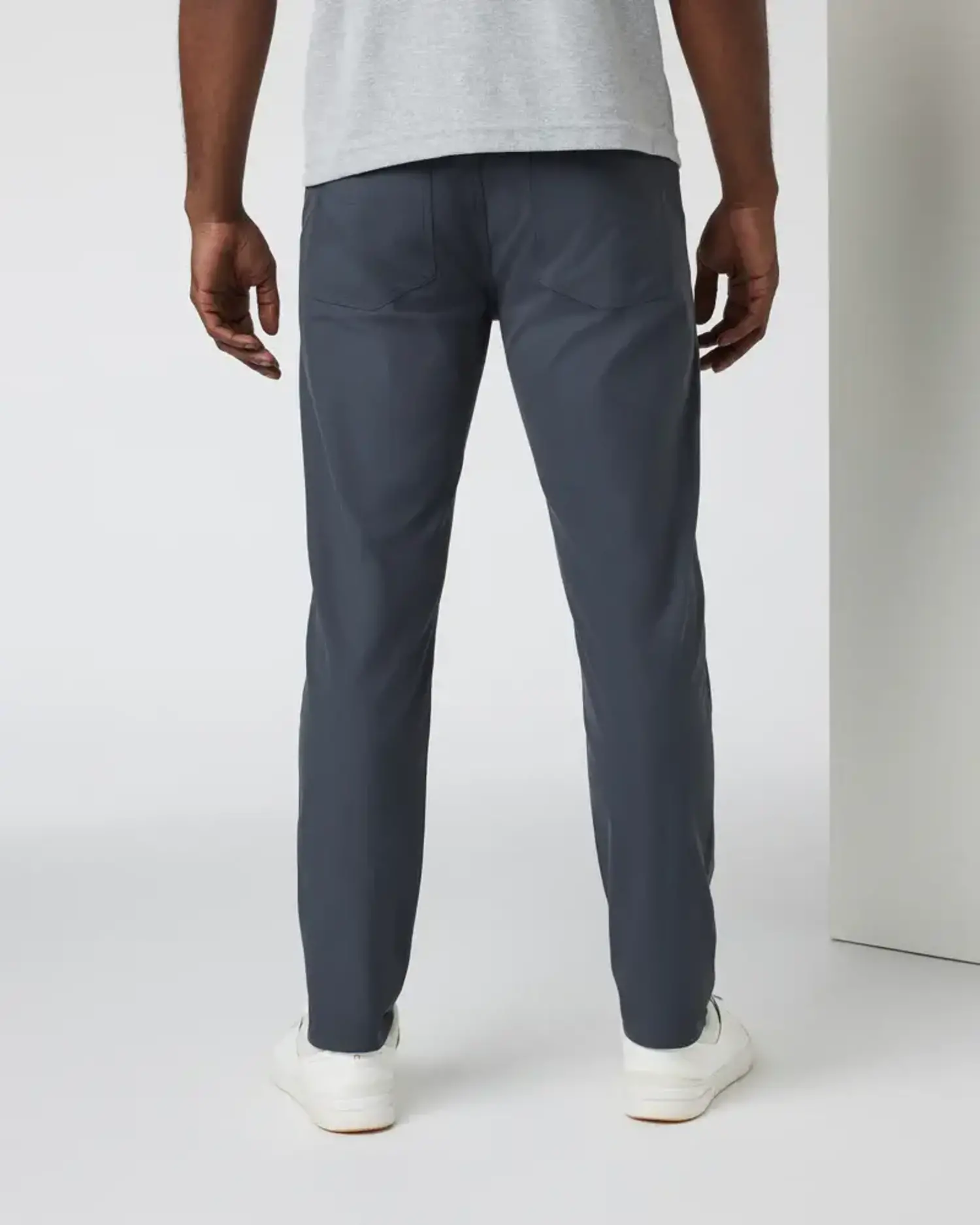 Athletic slim pants hotsell