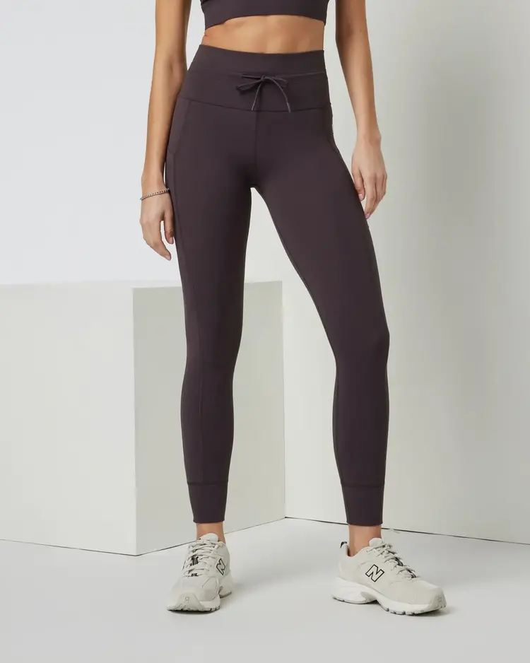 VUORI WOMEN'S DAILY POCKET LEGGING | SANGRIA