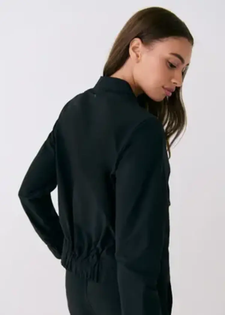 LOLE WOMEN'S MOMENTUM TECH BOMBER | BLACK