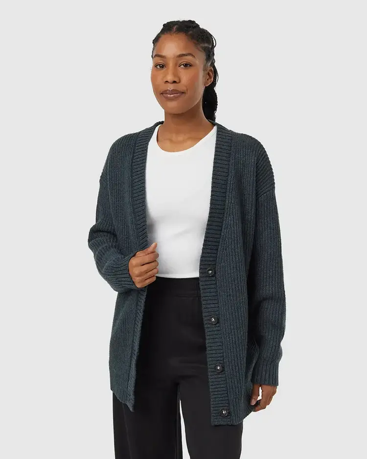 TENTREE WOMEN'S HIGHLINE OS BUTTON CARDIGAN | FOREST