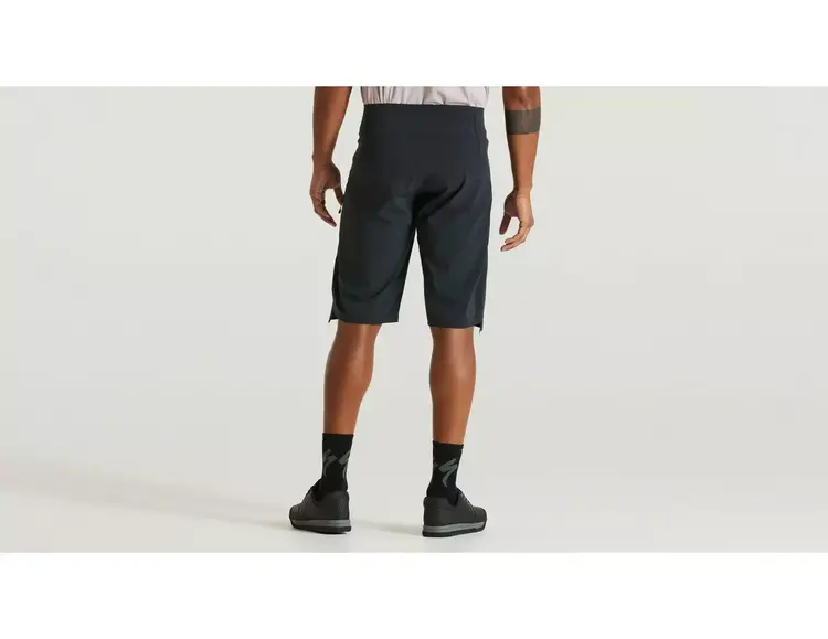 SPECIALIZED MEN'S TRAIL AIR SHORTS | BLACK