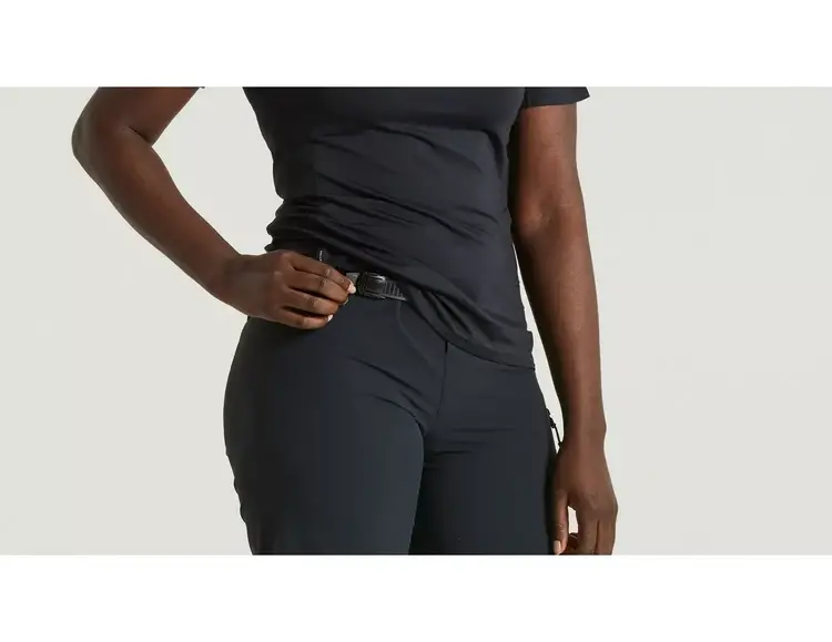 SPECIALIZED WOMEN'S TRAIL AIR SHORTS | BLACK