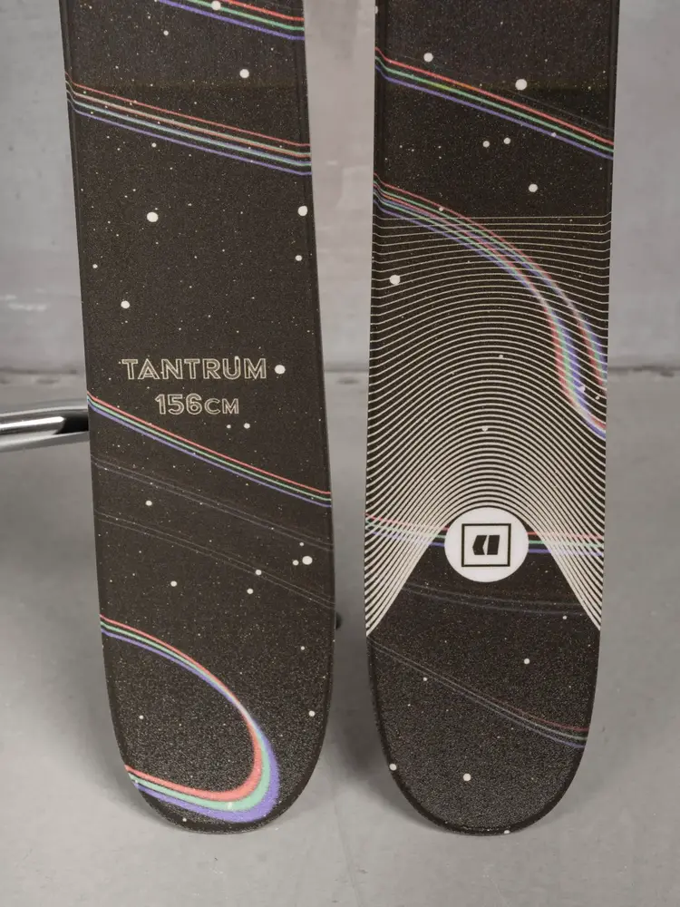 ARMADA TANTRUM SKIS 2025