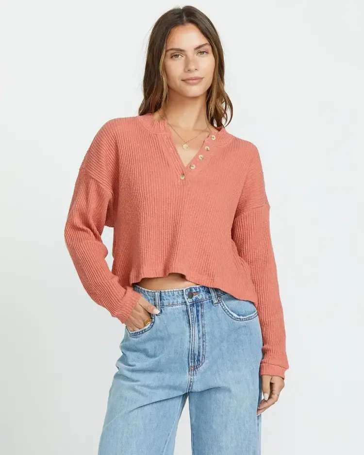 BILLABONG WOMEN'S GOOD CATCH L/S TEE | DARK CORAL