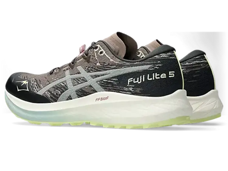 ASICS MEN'S FUJI LITE 5 | TAUPE/COLD MOSS