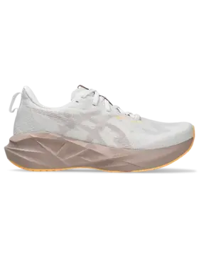 ASICS WOMEN'S NOVABLAST 5 | WHITE/FAWN