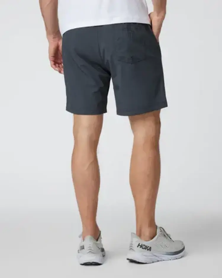 VUORI MEN'S KORE SHORT | CHARCOAL