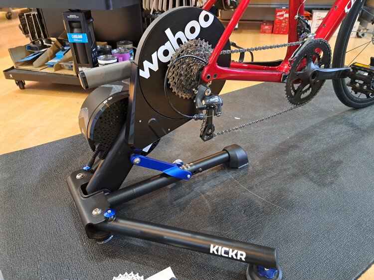 WAHOO DEMO MODEL - KICKR V5 SMART BIKE TRAINER