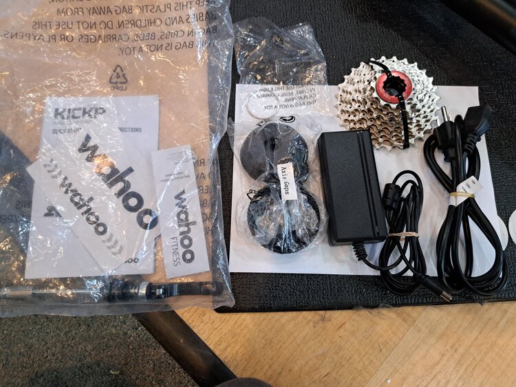 WAHOO DEMO MODEL - KICKR V5 SMART BIKE TRAINER