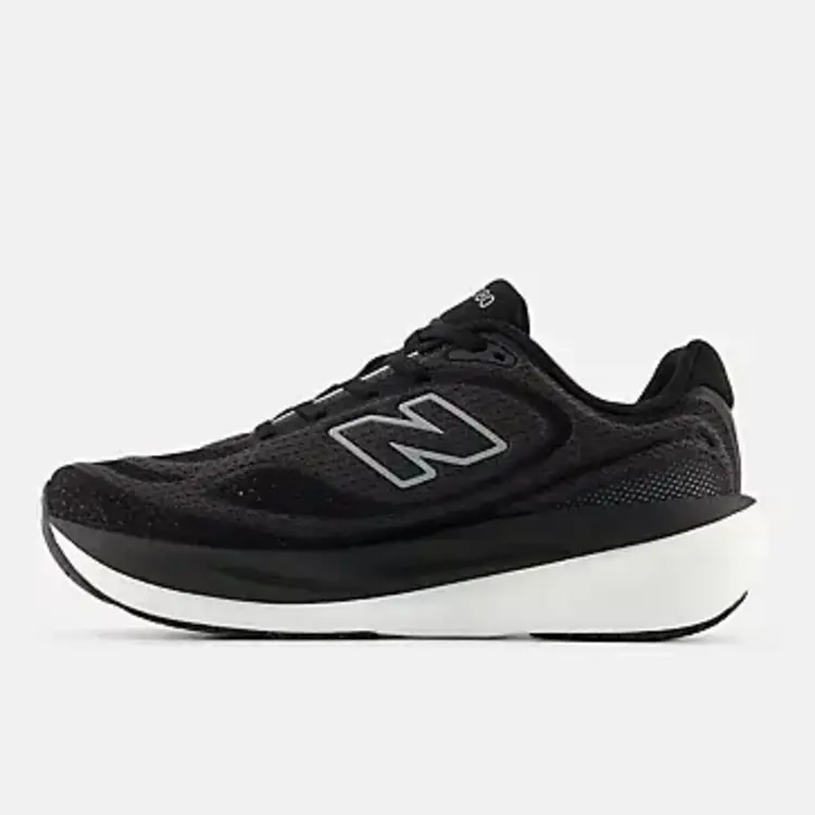 NEW BALANCE WOMEN'S 1080v15 | BLACK/GREY