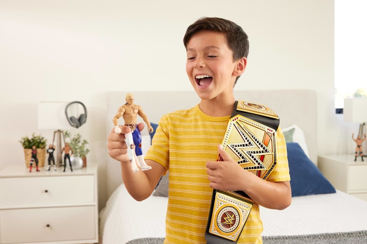 EE Distribution EE WWE World Heavyweight Championship Belt