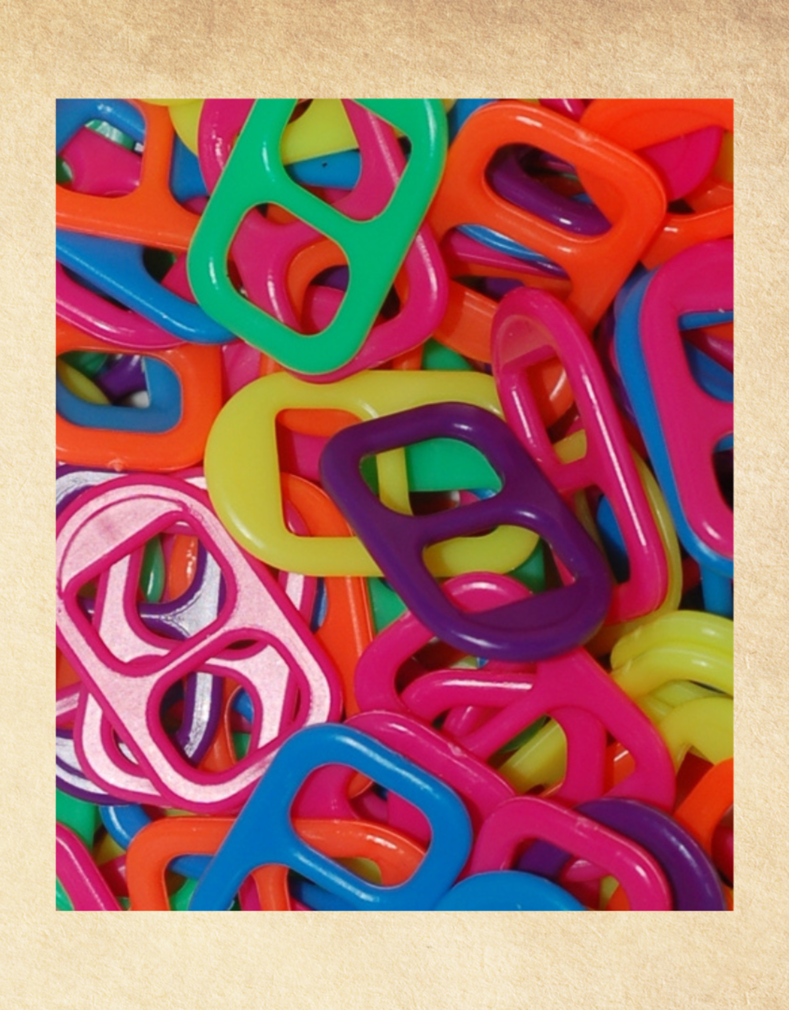 TOY MAKING- BEAD- PLASTIC- .25X.25X.25- POPTABS