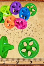 TOY MAKING- PLASTIC- 1.5X1.5- 1/4 HOLE- CYCLONE TOP- EACH