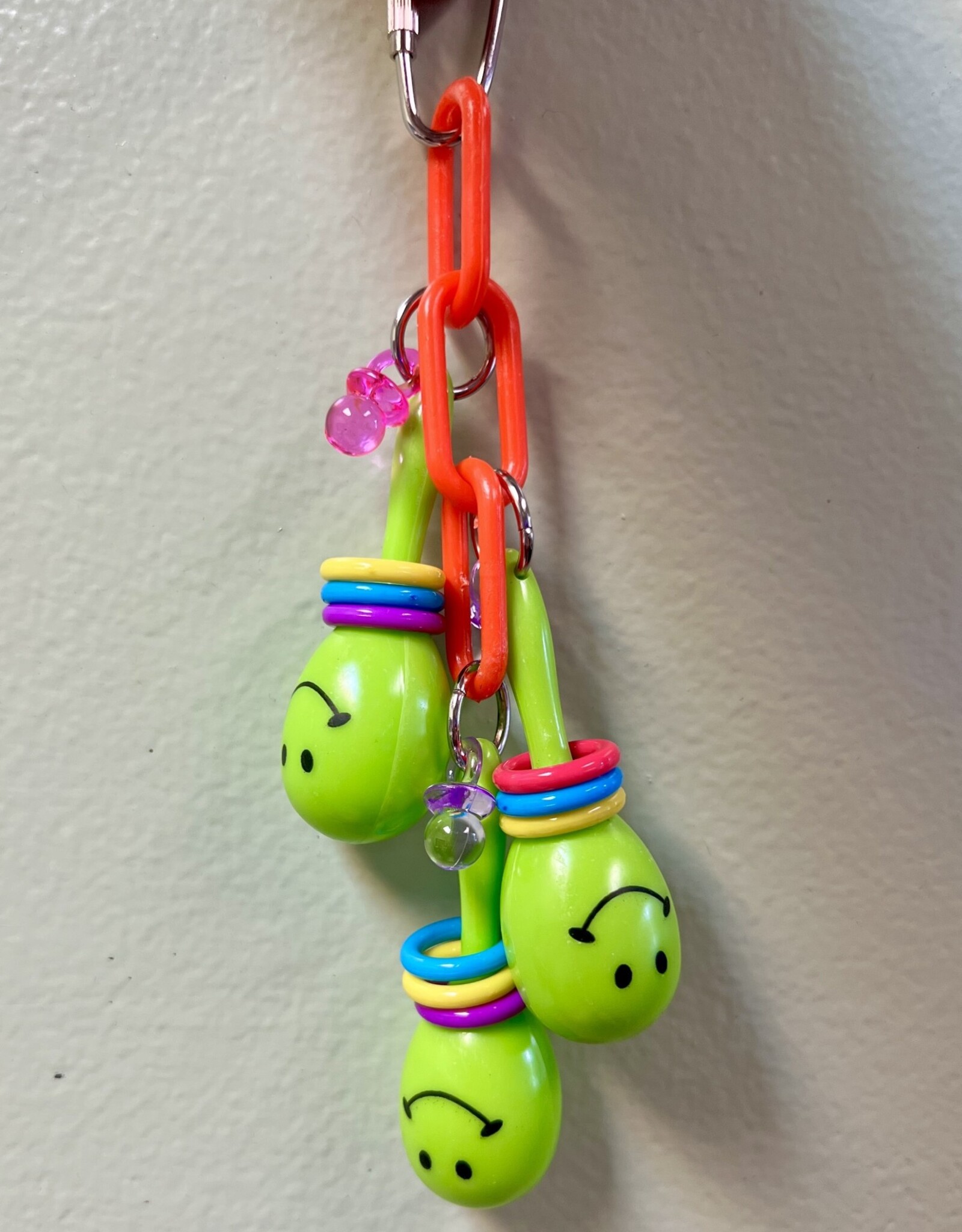 BIRD TOY- MARACAS- 3X3X6- CHICKA CHICKA BOOM BOOM!