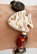 DE LA TERRE CARNELIAN LUCITE CZECH BEAD BONE FISHY BRACELT